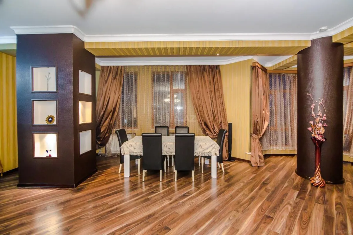 Kirayə verilir 4 otaqlı mənzil 220 m²