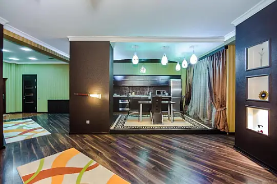 Kirayə verilir 4 otaqlı mənzil 220 m²