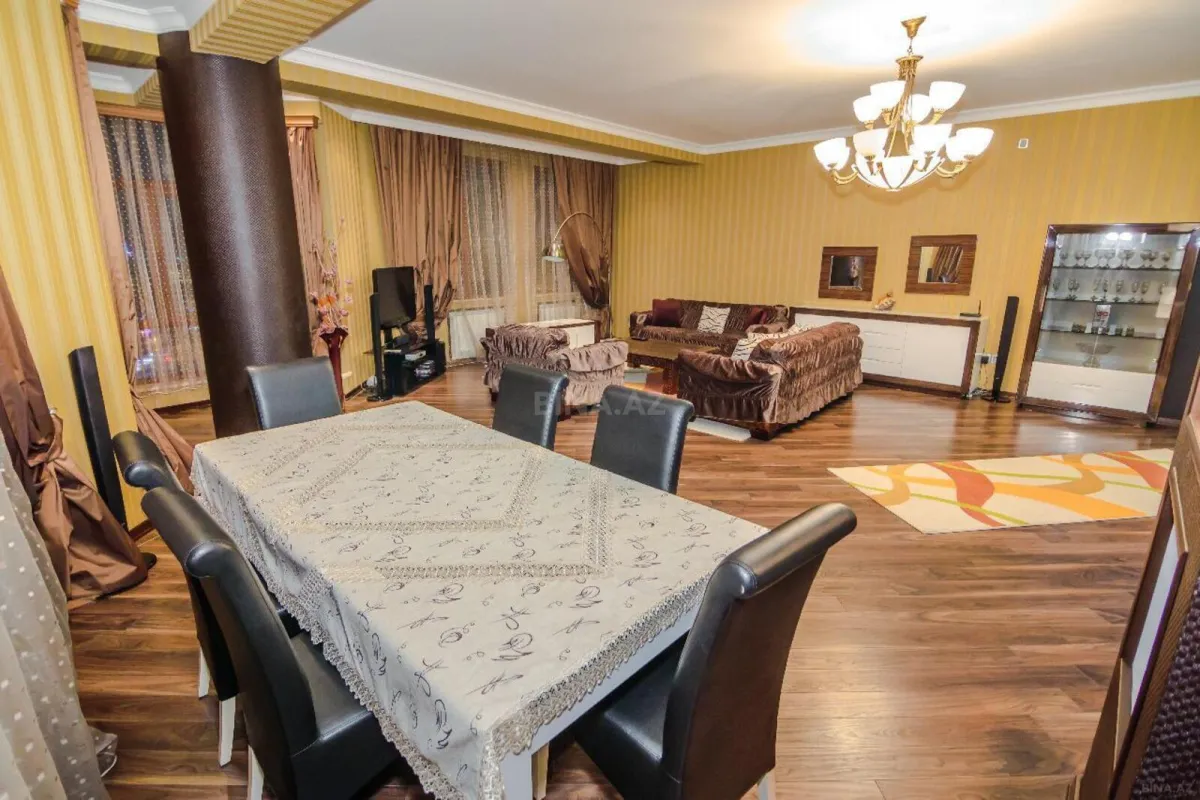 Kirayə verilir 4 otaqlı mənzil 220 m²