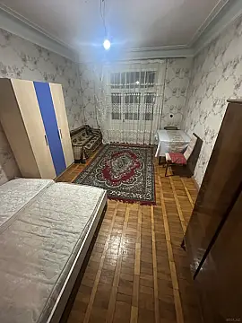 Satılır 2 otaqlı mənzil 80 m²