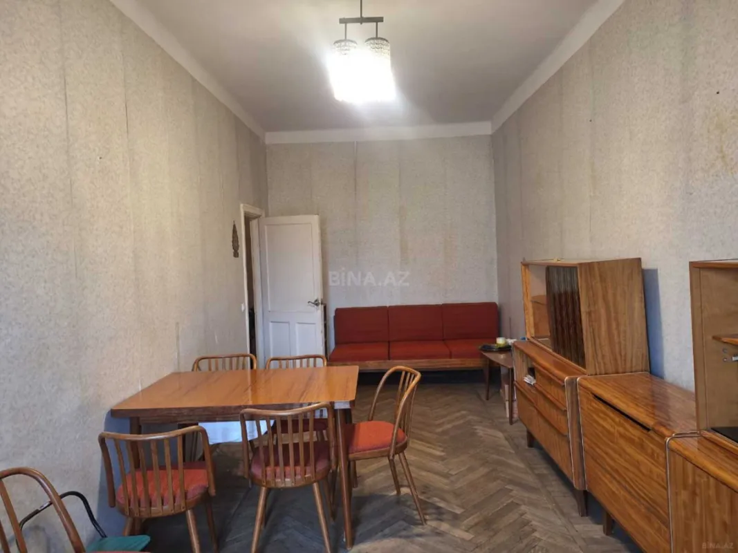 Satılır 2 otaqlı mənzil 60 m²