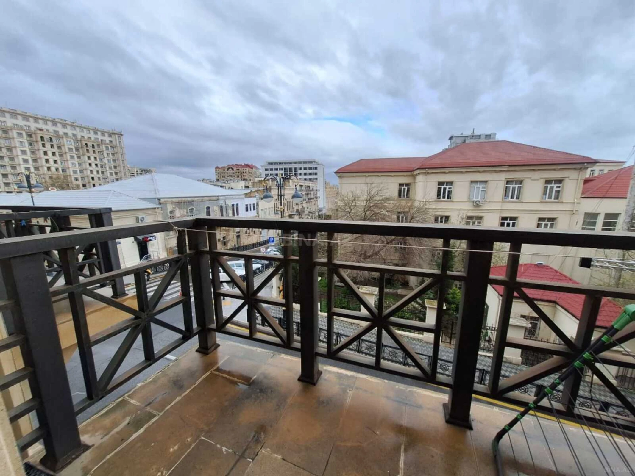 Satılır 2 otaqlı mənzil 60 m²