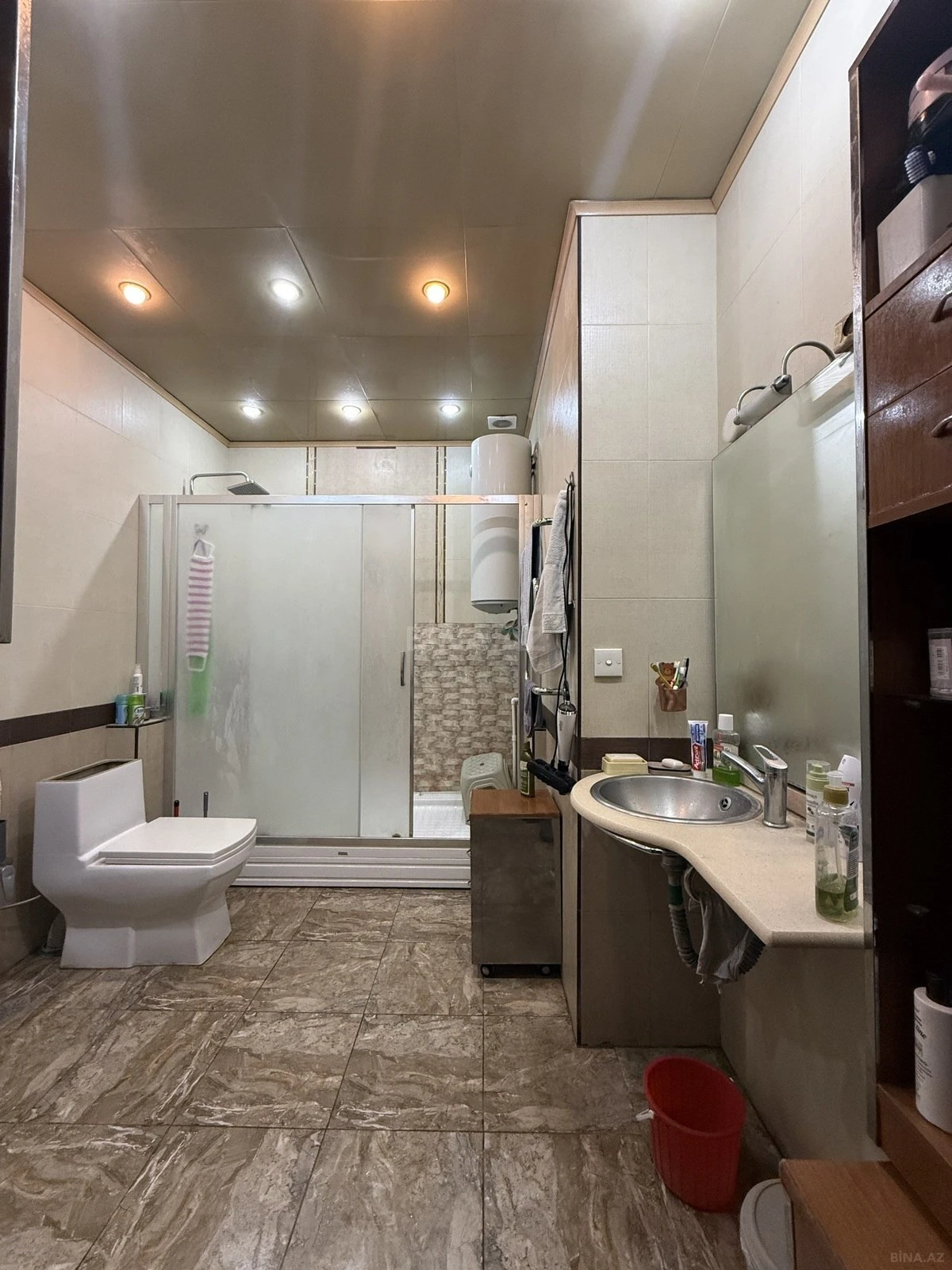 Satılır 3 otaqlı mənzil 110 m²