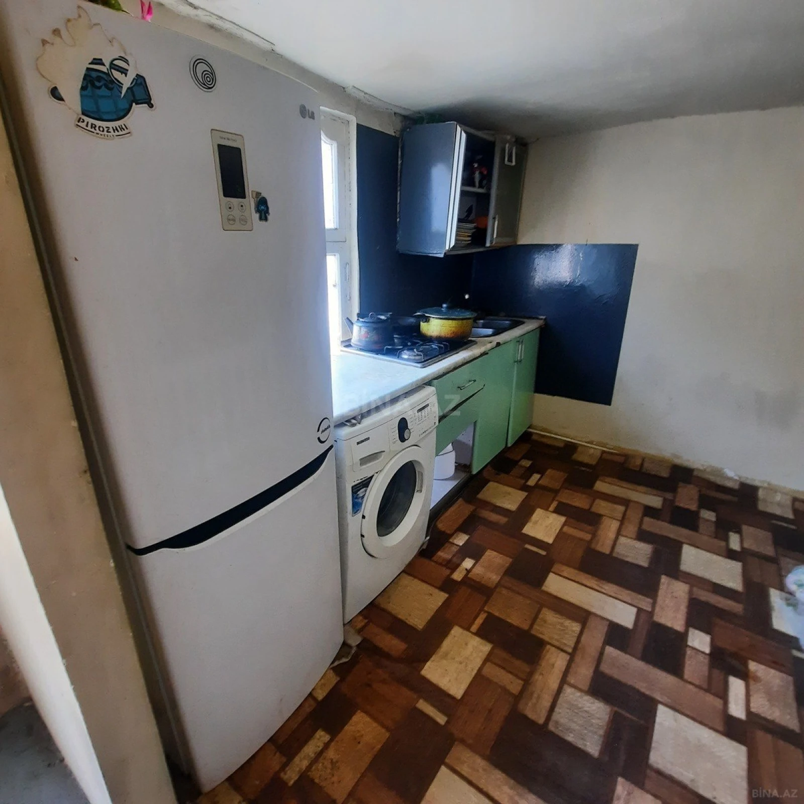 Kirayə verilir 2 otaqlı mənzil 120 m²