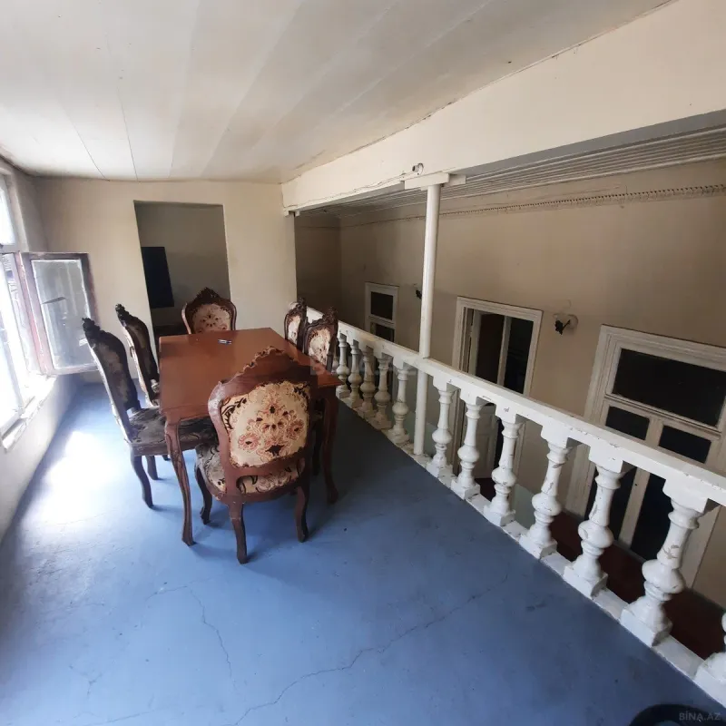 Kirayə verilir 2 otaqlı mənzil 120 m²