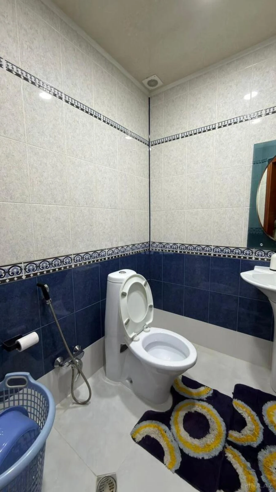 Satılır 3 otaqlı mənzil 160 m²