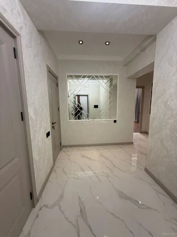 Satılır 2 otaqlı mənzil 80 m²