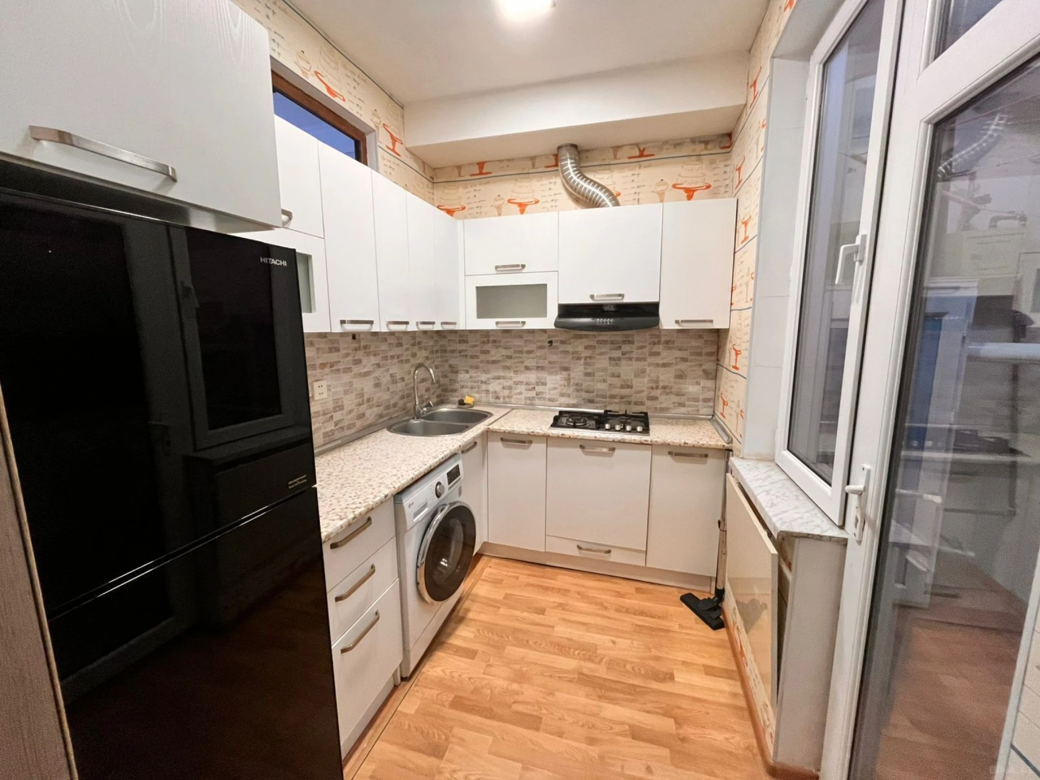 Kirayə verilir 2 otaqlı mənzil 54 m²