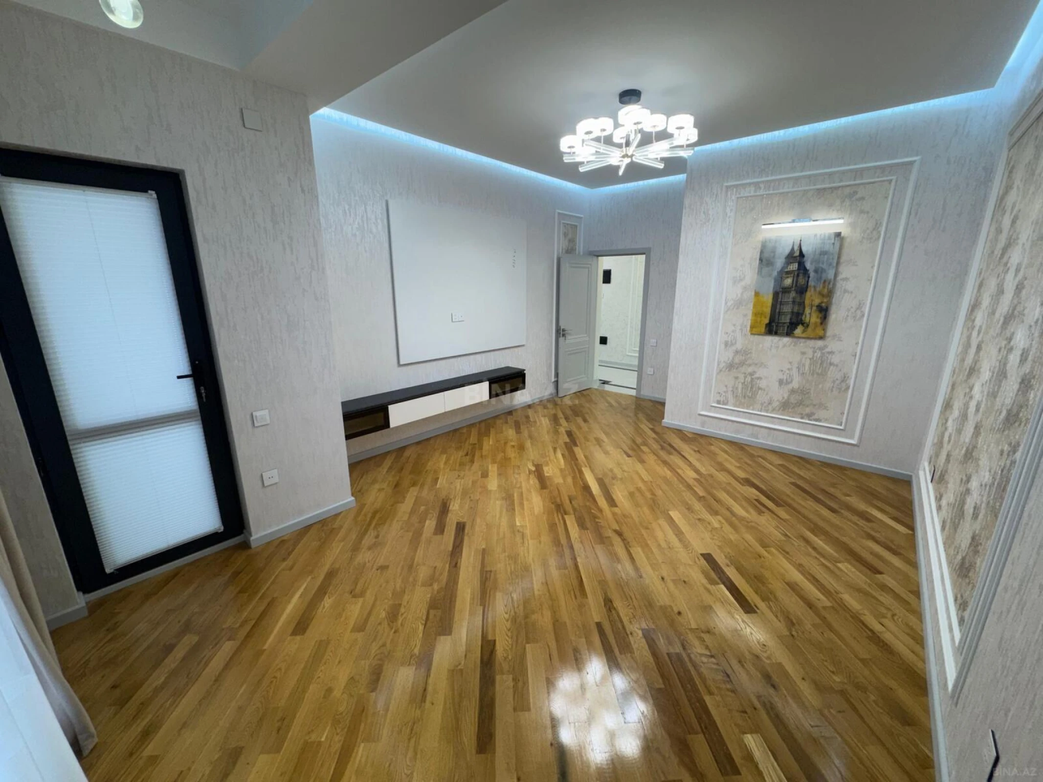 Satılır 2 otaqlı mənzil 85 m²