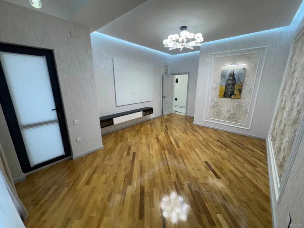 Satılır 2 otaqlı mənzil 85 m²