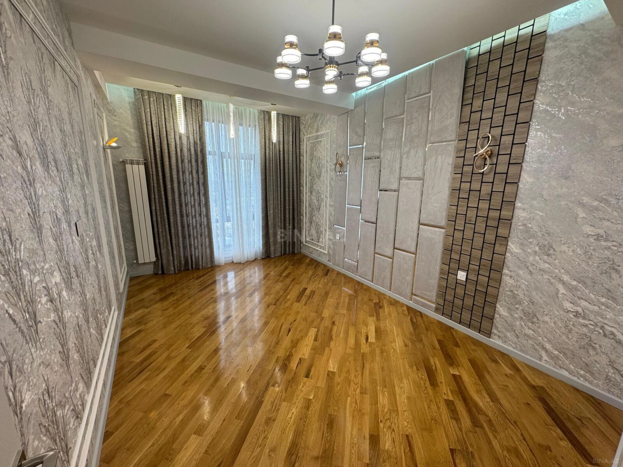 Satılır 2 otaqlı mənzil 85 m²