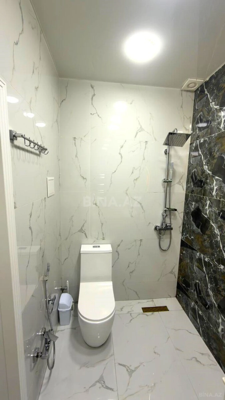 Satılır 2 otaqlı mənzil 82 m²