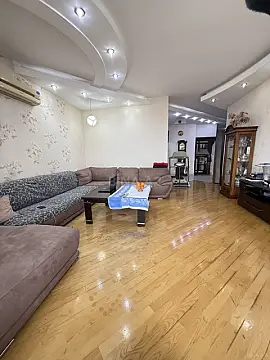 Satılır 3 otaqlı mənzil 110 m²
