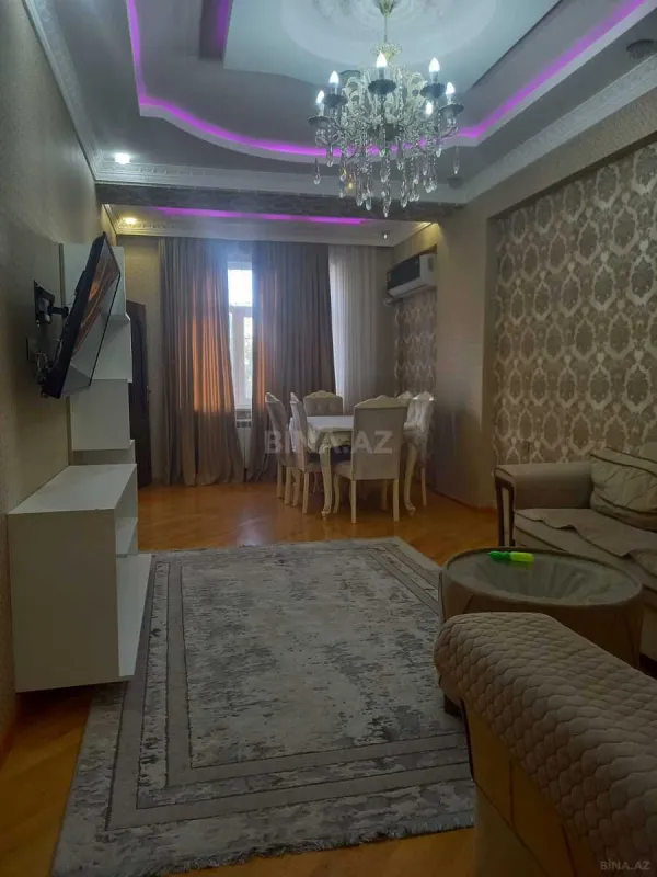 Kirayə verilir 3 otaqlı mənzil 105 m²