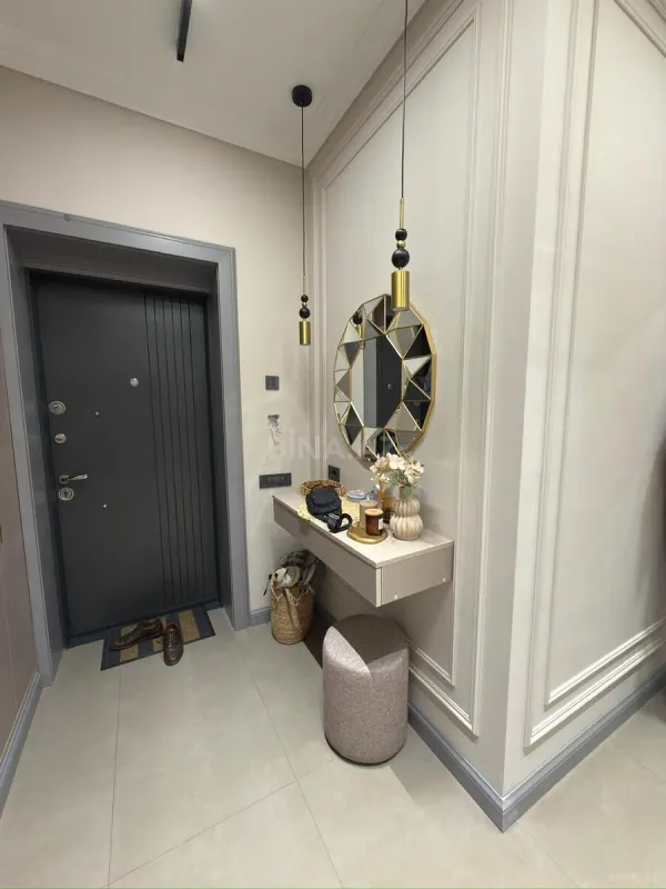 Satılır 3 otaqlı mənzil 128 m²