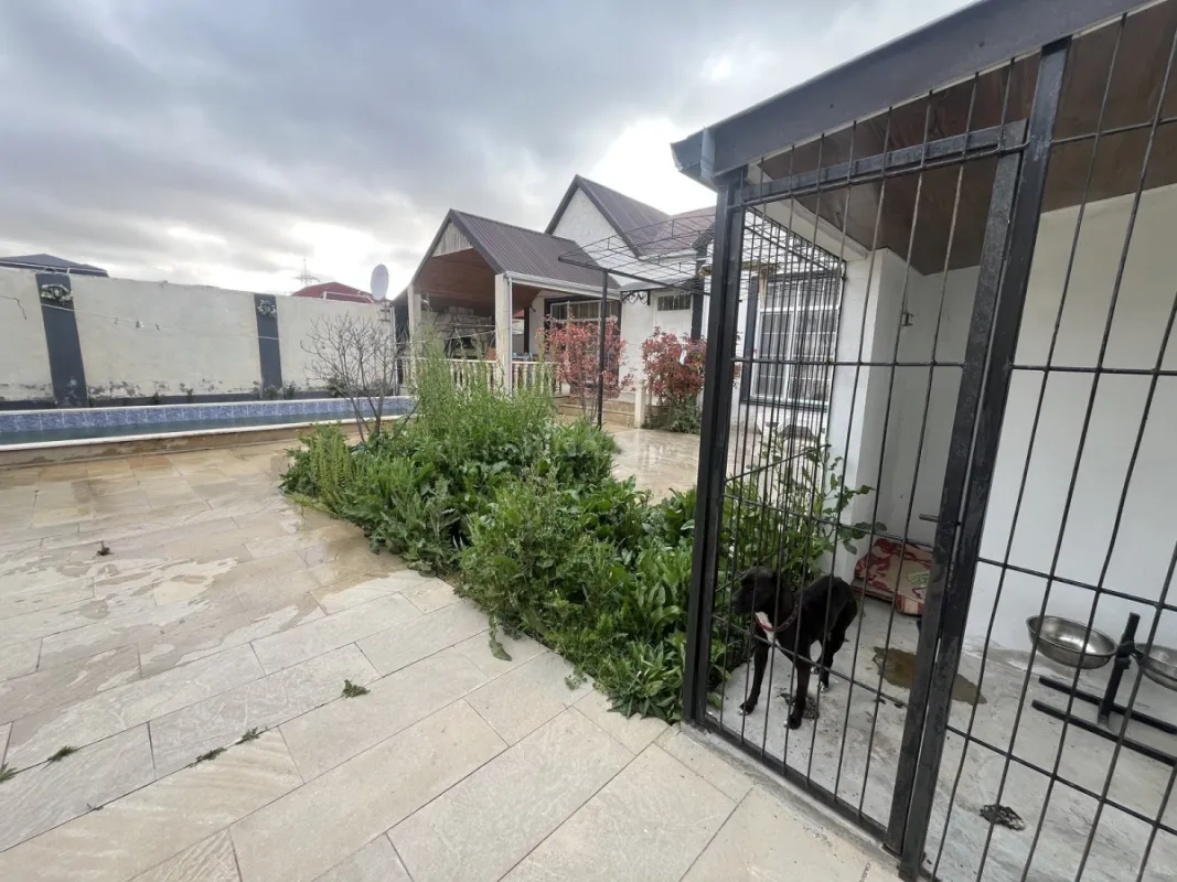 Satılır 4 otaqlı həyət evi 125 m²