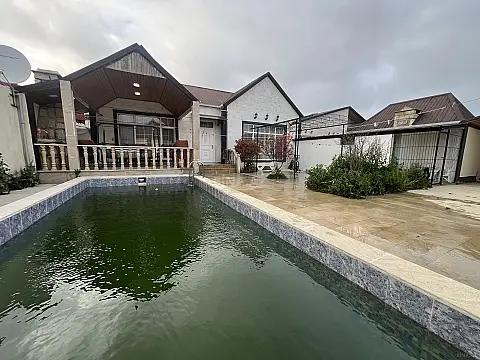 Satılır 4 otaqlı həyət evi 125 m²