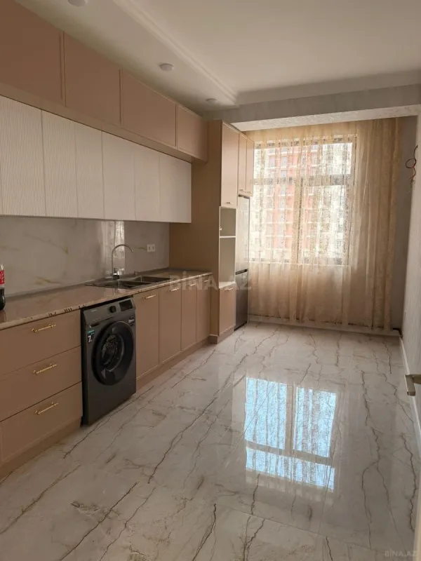Kirayə verilir 2 otaqlı mənzil 80 m²