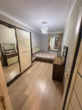 Satılır 3 otaqlı mənzil 72 m²