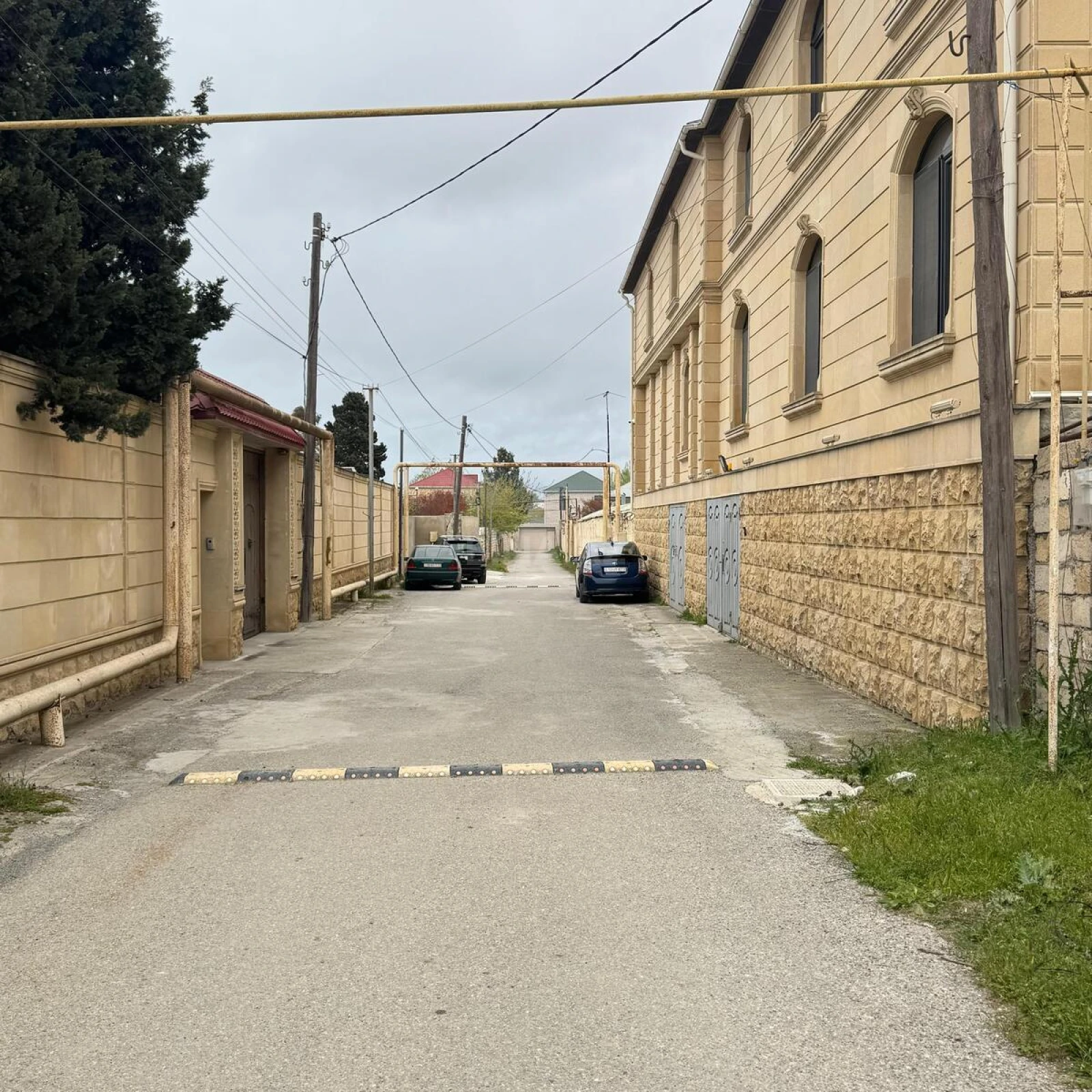 Satılır torpaq sahəsi 2 m²