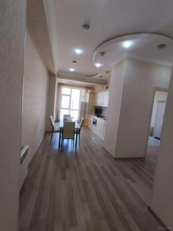 Kirayə verilir 2 otaqlı mənzil 100 m²