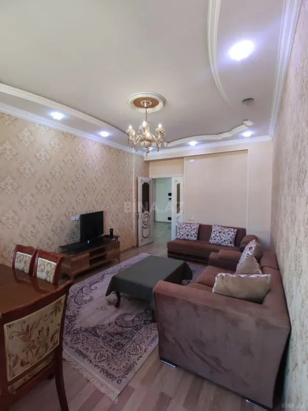 Kirayə verilir 2 otaqlı mənzil 100 m²