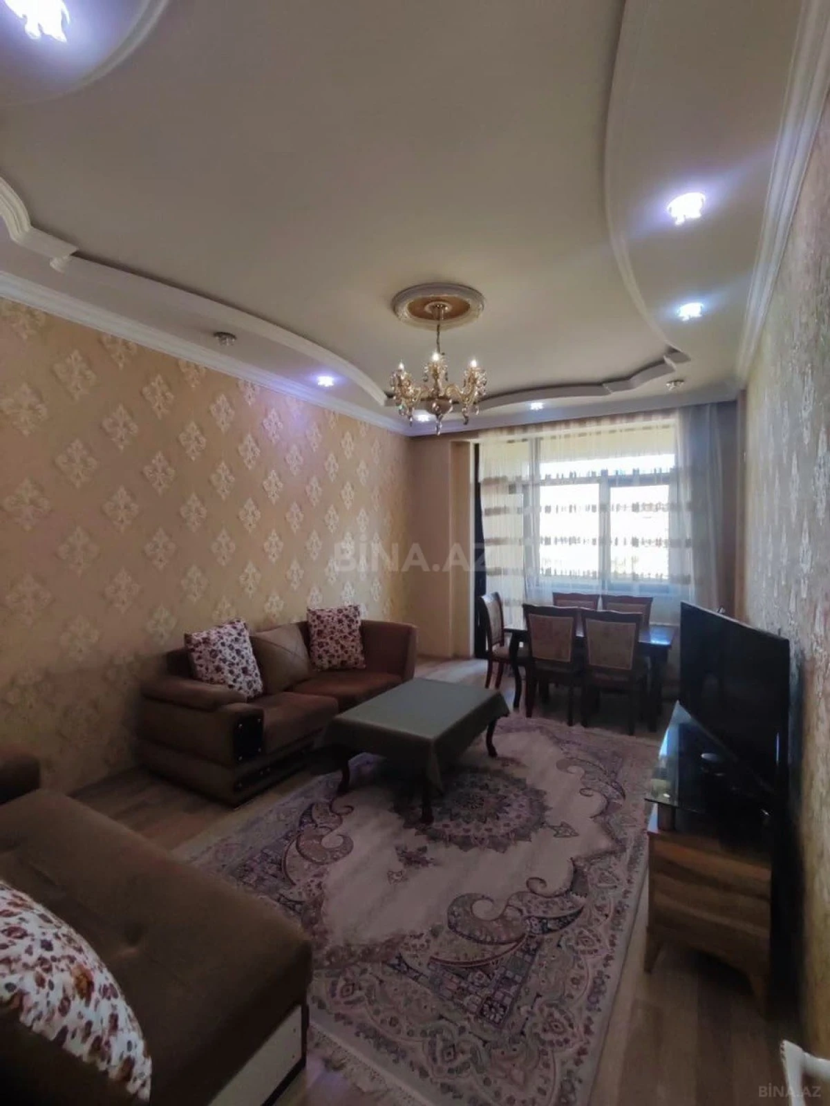 Kirayə verilir 2 otaqlı mənzil 100 m²