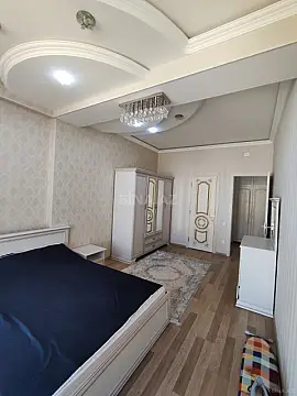 Kirayə verilir 2 otaqlı mənzil 100 m²