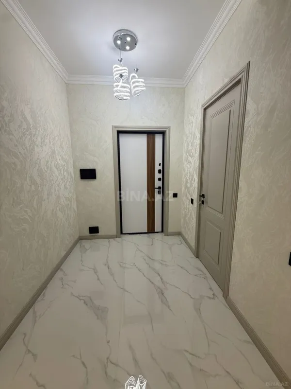 Satılır 2 otaqlı mənzil 80 m²