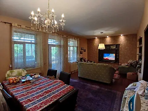 Satılır 3 otaqlı həyət evi 100 m²