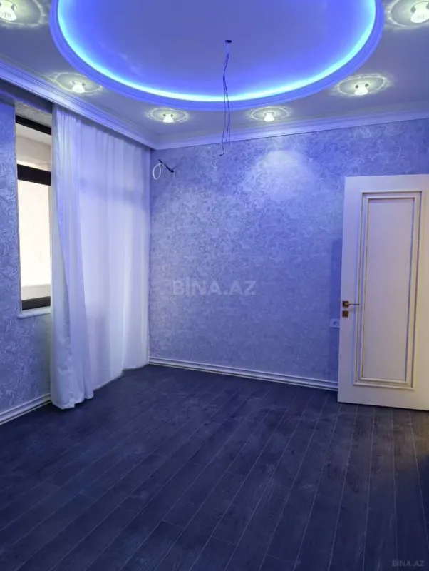 Satılır 3 otaqlı mənzil 103 m²