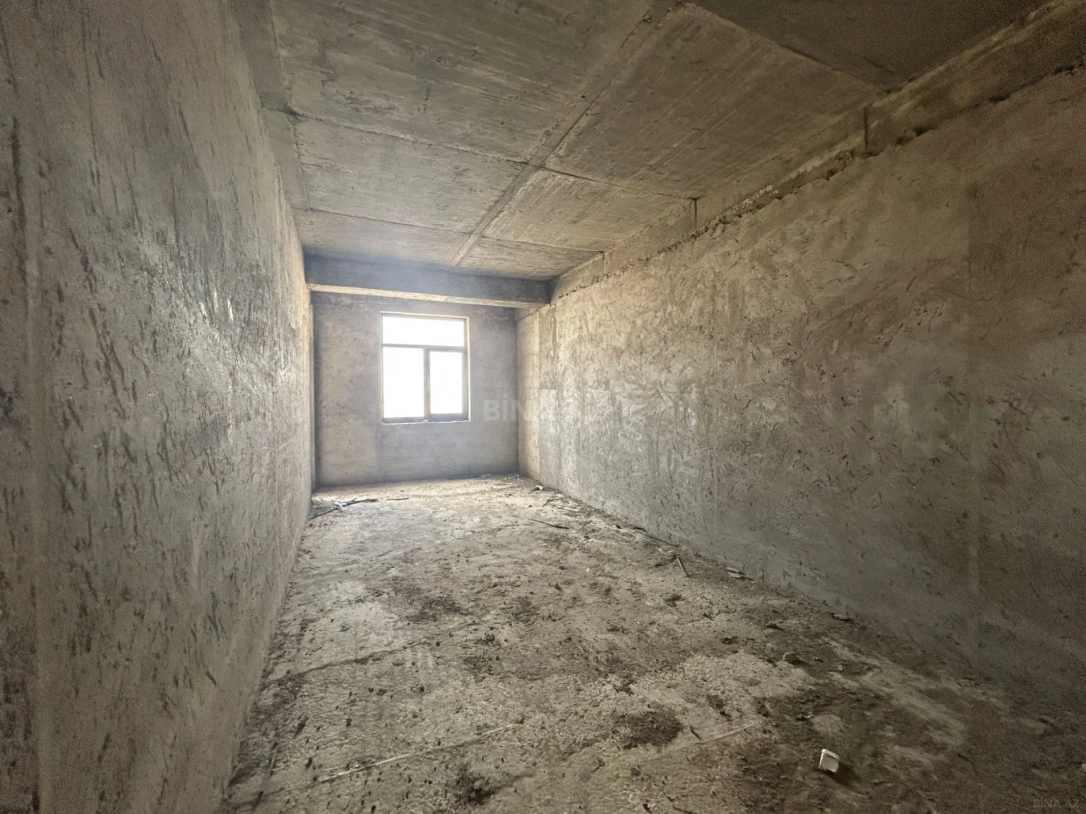 Satılır 3 otaqlı mənzil 112 m²