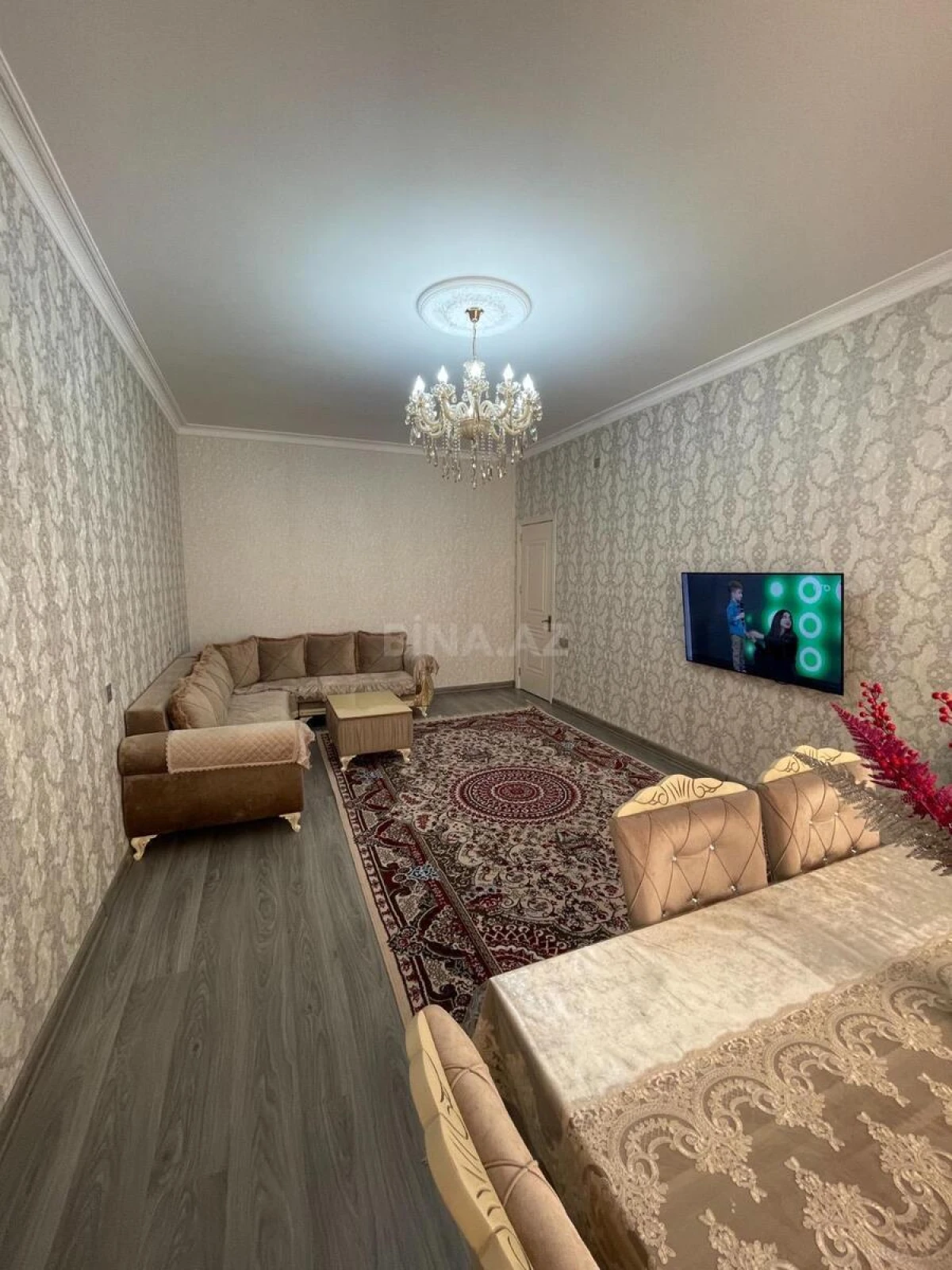 Satılır 7 otaqlı həyət evi 180 m²