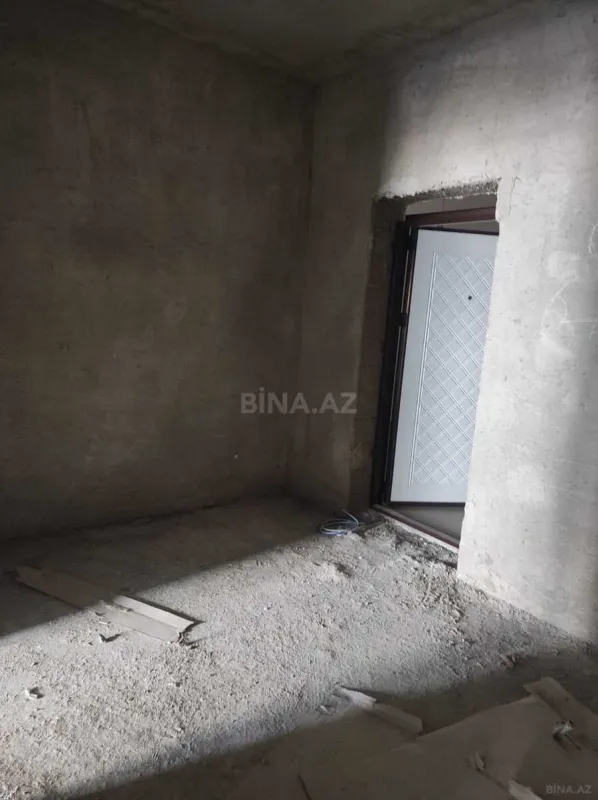 Satılır 3 otaqlı mənzil 158 m²