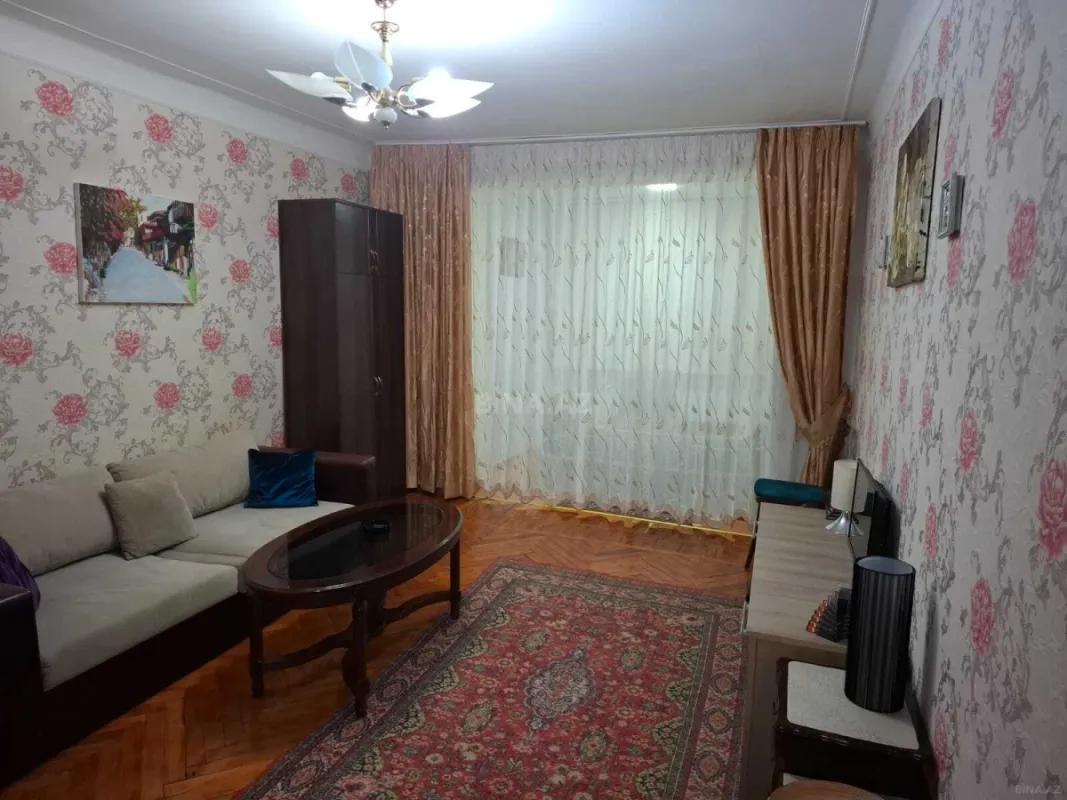 Kirayə verilir 1 otaqlı mənzil 50 m²