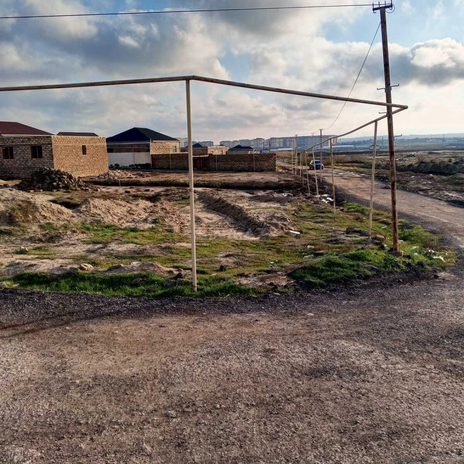 Satılır torpaq sahəsi 12 m²