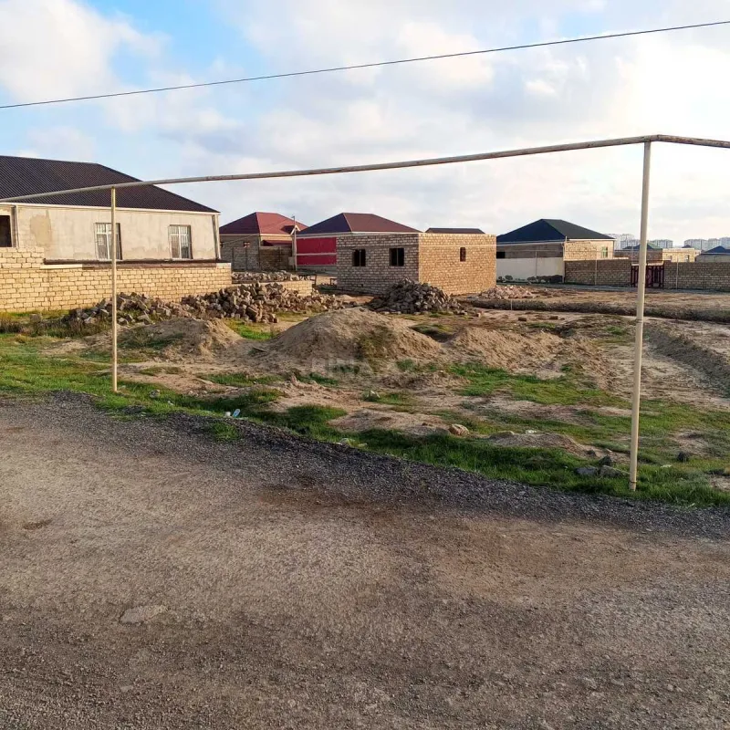 Satılır torpaq sahəsi 12 m²