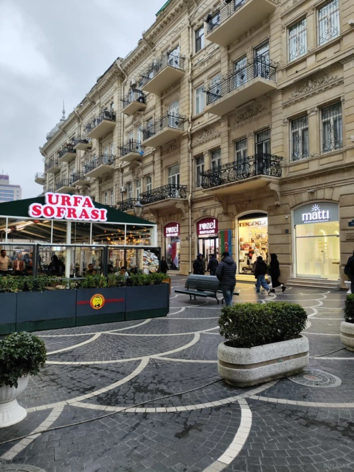Kirayə verilir 2 otaqlı ofis 65 m²