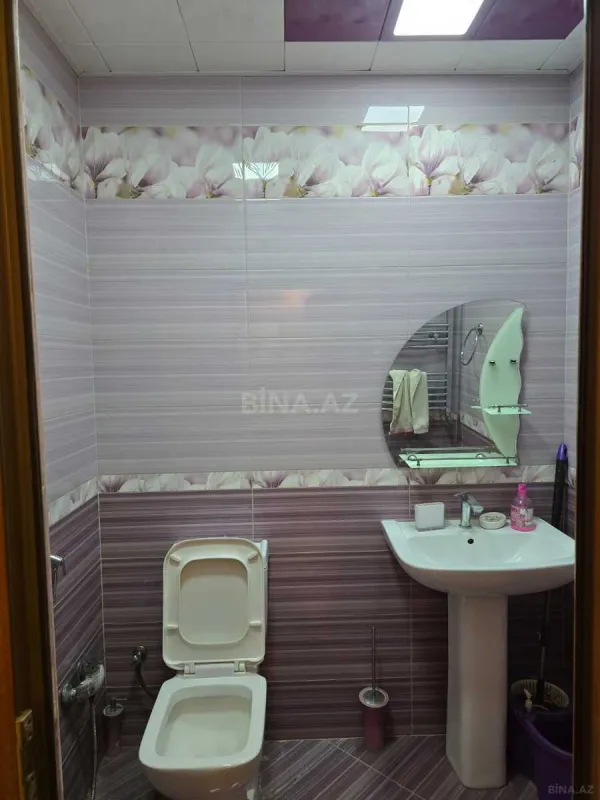 Kirayə verilir 2 otaqlı mənzil 67 m²