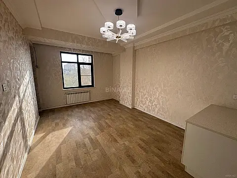 Satılır 2 otaqlı mənzil 69 m²