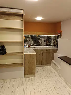 Satılır obyekt 38.4 m²