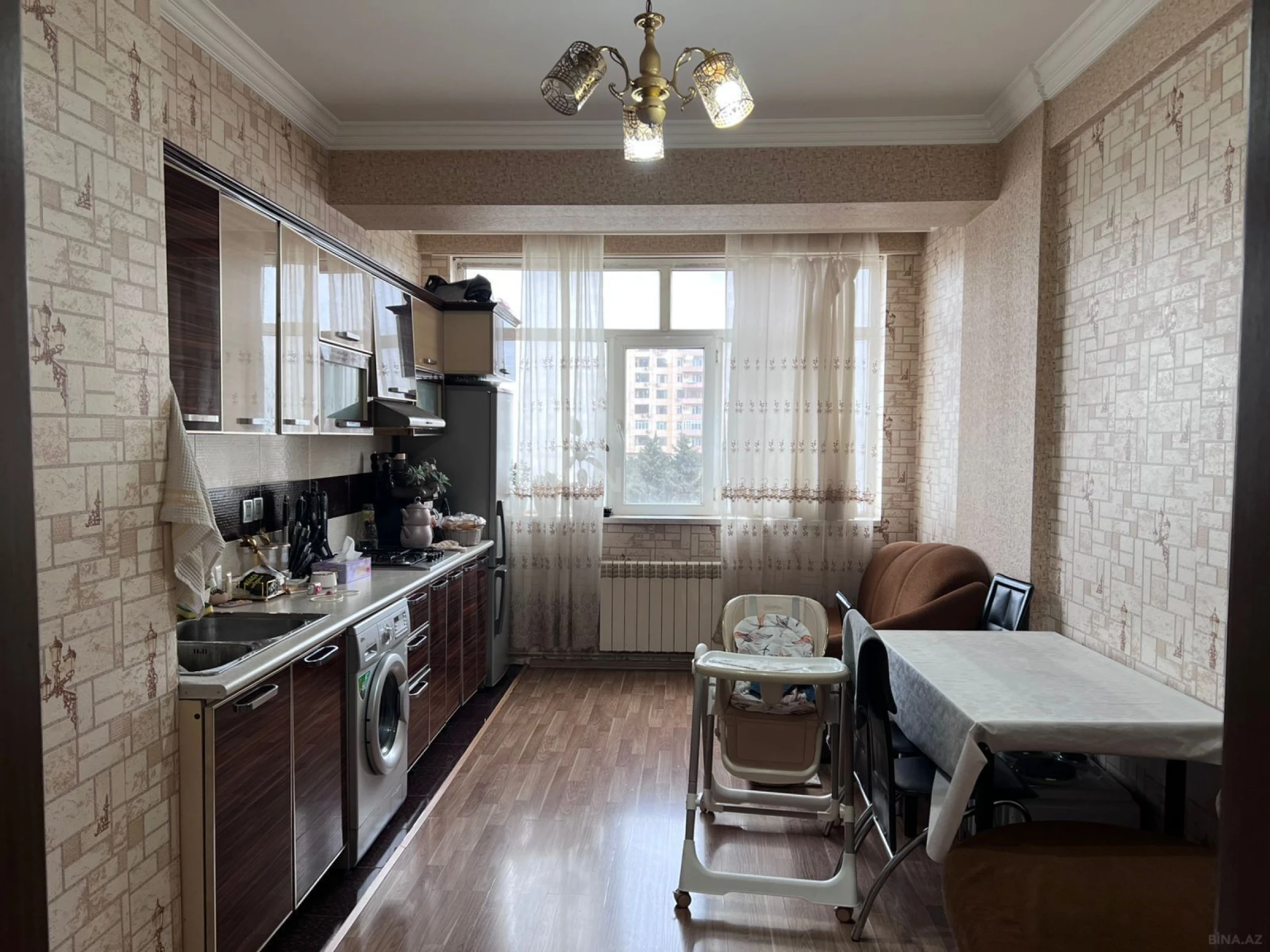 Satılır 2 otaqlı mənzil 90 m²