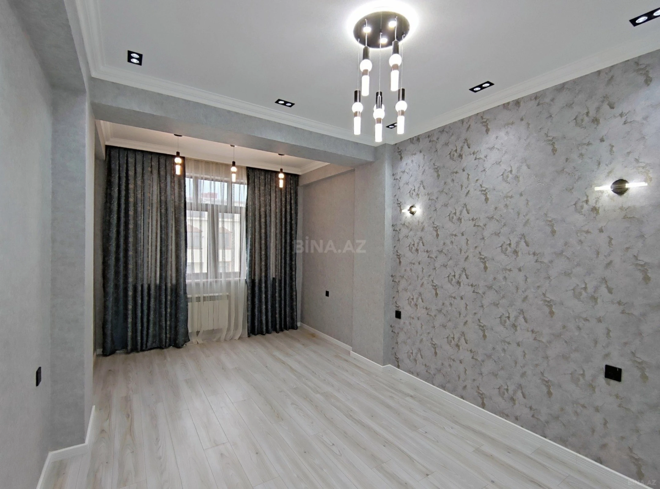 Satılır 2 otaqlı mənzil 62 m²