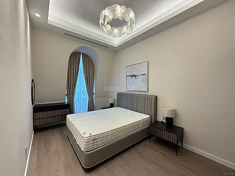Satılır 3 otaqlı mənzil 110 m²