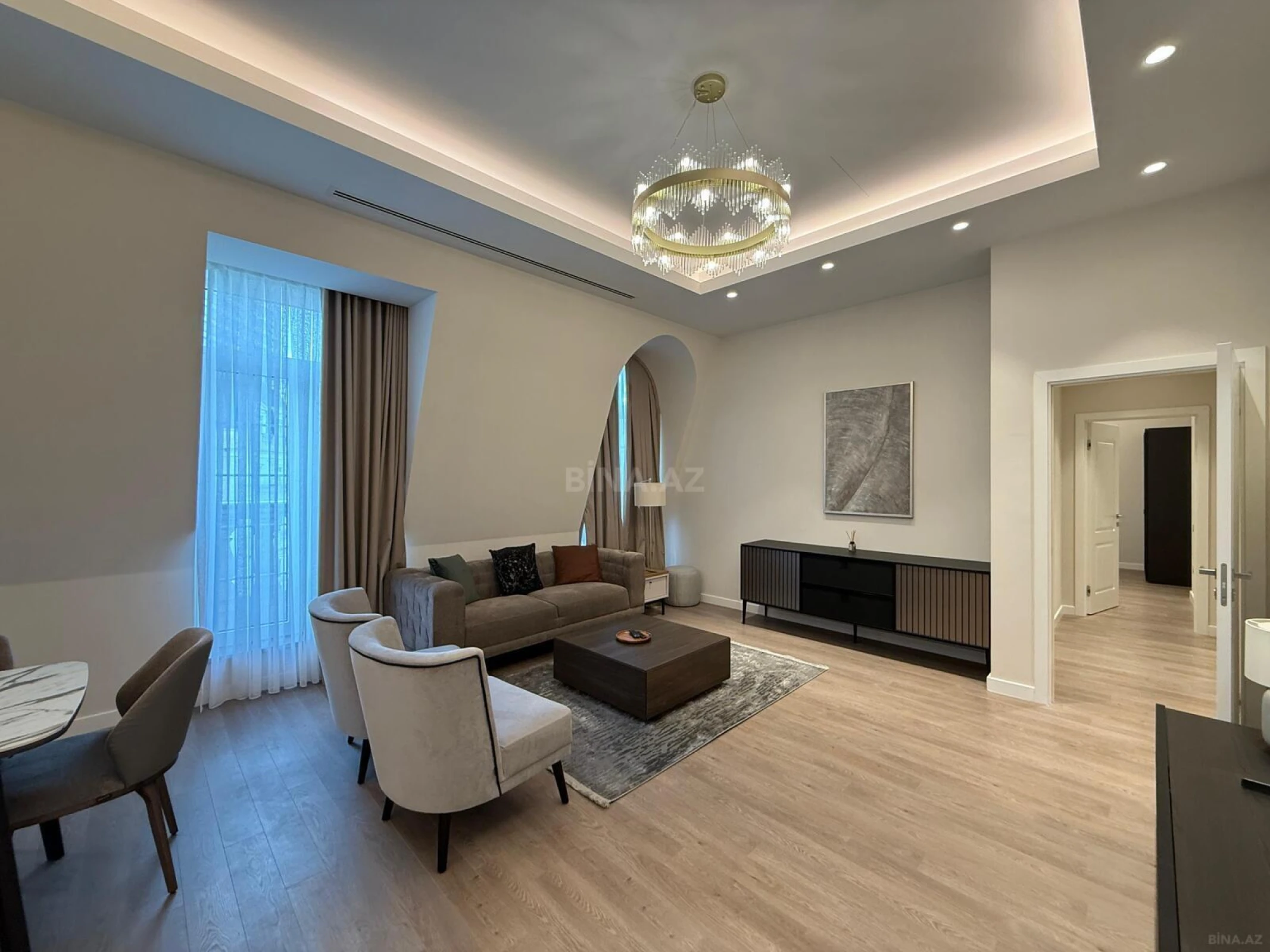 Satılır 3 otaqlı mənzil 110 m²