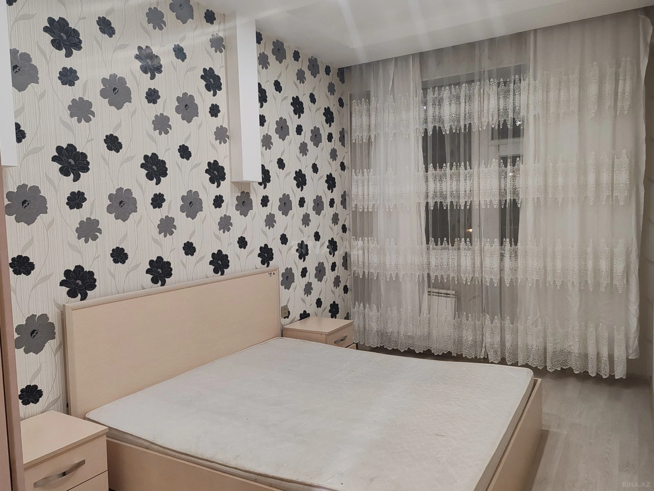 Kirayə verilir 2 otaqlı mənzil 75 m²