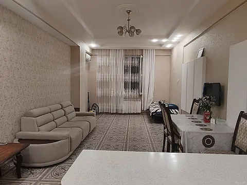 Kirayə verilir 2 otaqlı mənzil 75 m² — Bakı, Memar Əcəmi yanı 2 otaq 75.00 m²