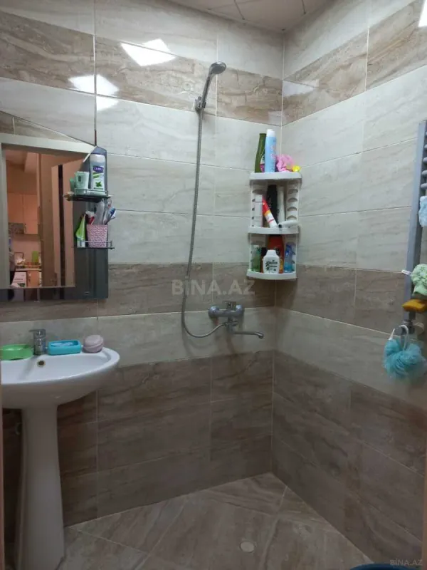 Kirayə verilir 2 otaqlı mənzil 75 m²