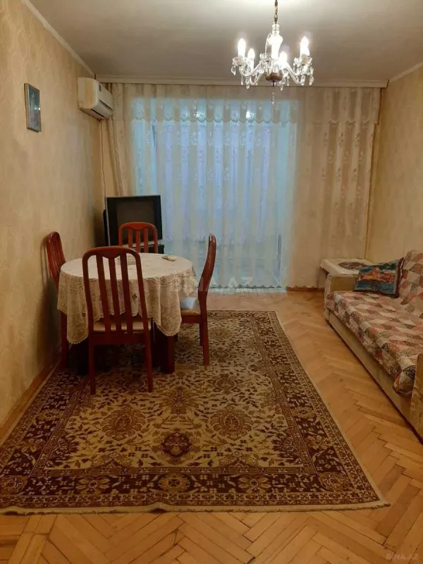 Kirayə verilir 2 otaqlı mənzil 65 m²
