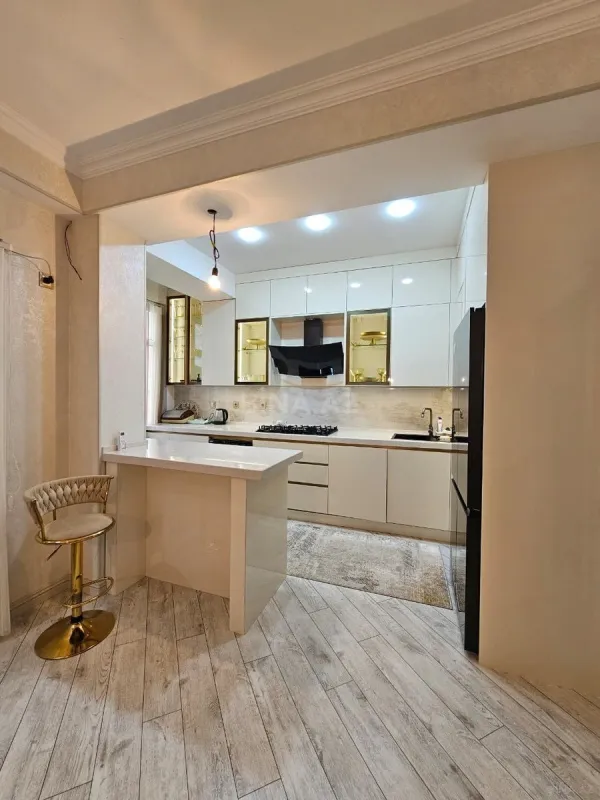 Satılır 3 otaqlı mənzil 78 m²